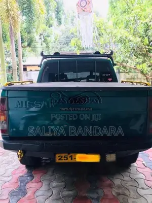 Nissan D21 1993 Pickup (Used)