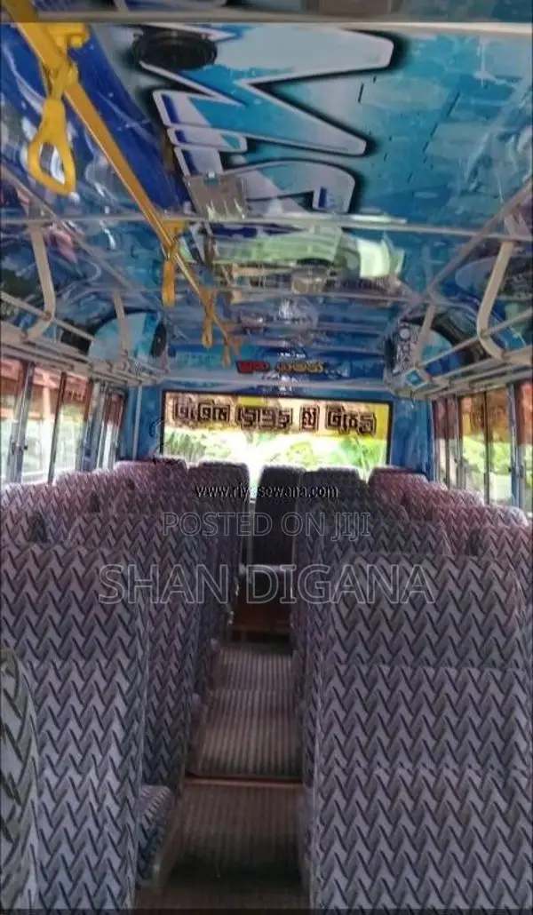 Ashok-Leyland Ashok-Leyland 2017 Bus (Used)