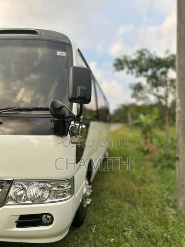 Toyota Coaster 2000 Bus (Used)