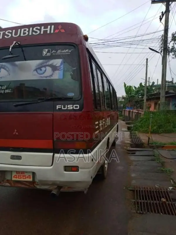 Mitsubishi Rosa 1988 Bus (Used)
