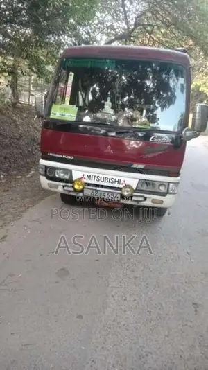 Mitsubishi Rosa 1988 Bus (Used)