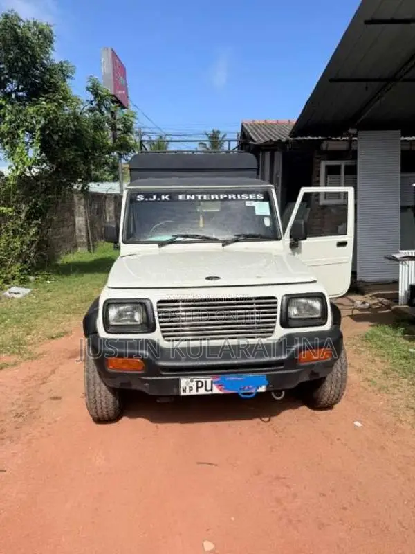 Mahindra Bolero Maxi Truck 2012 Pickup (Used)