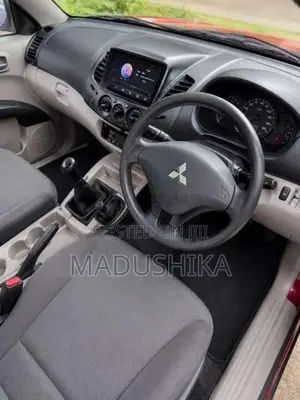Mitsubishi L200 2013 Pickup (Used)