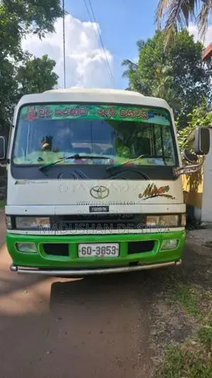 Toyota Coaster 1982 Bus (Used)