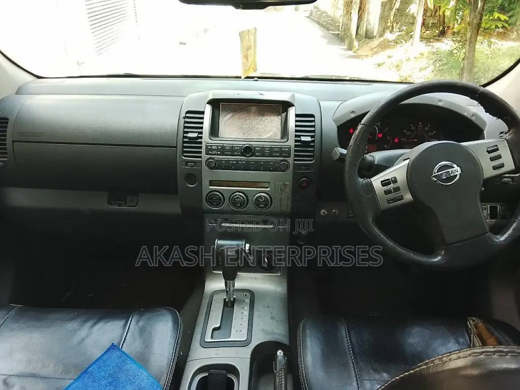 Nissan Navara Aventura 2008 Pickup (Used)