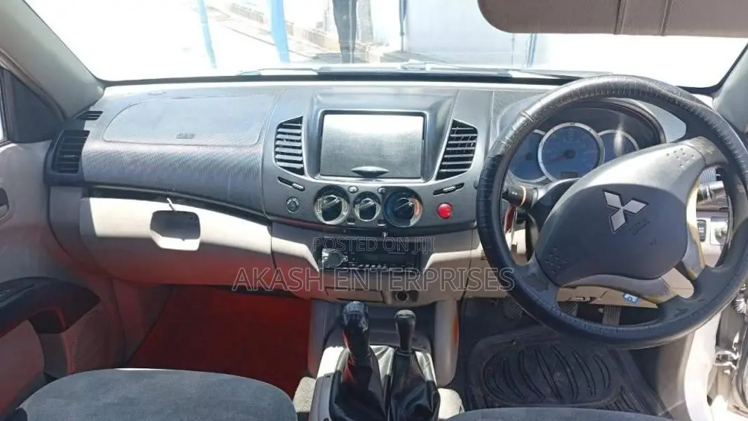 Mitsubishi L200 2008 Pickup (Used)