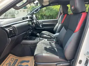 Toyota Hilux 2023 Pickup (Used)