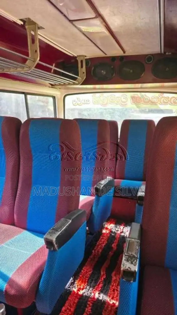 Toyota Coaster 1982 Bus (Used)