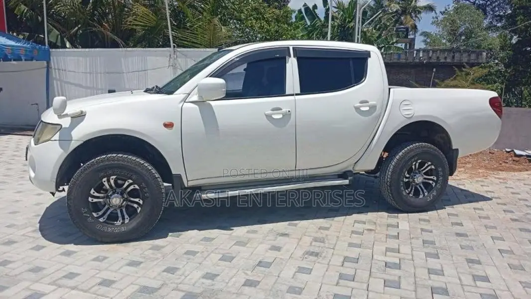 Mitsubishi L200 2008 Pickup (Used)