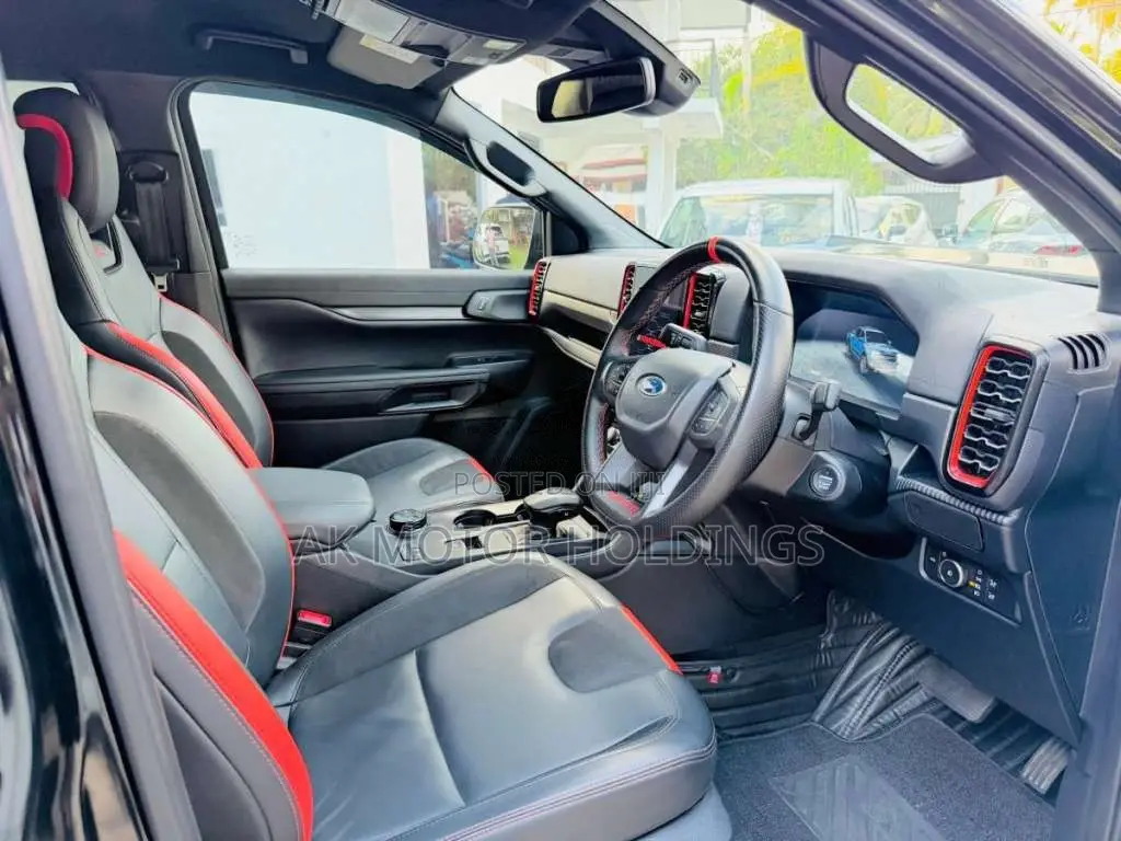 Ford Raptor 2025 Pickup (Used)