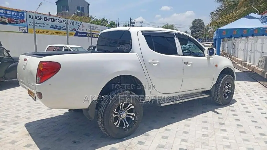 Mitsubishi L200 2008 Pickup (Used)