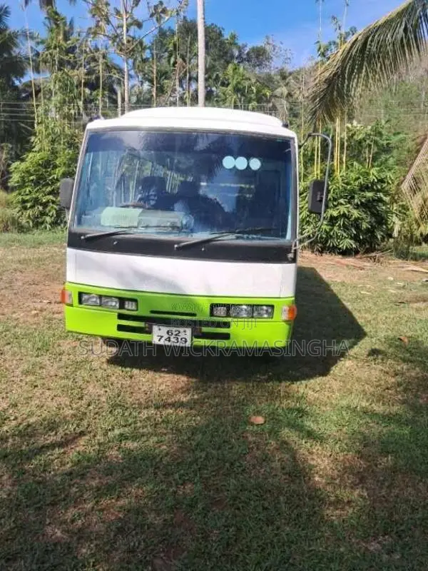 Nissan Civilian 1990 Bus (Used)