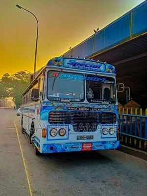 Ashok-Leyland Viking 2003 Bus (Used)