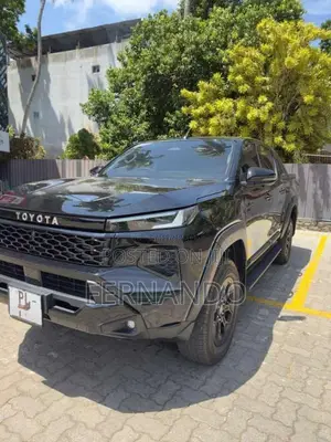 Toyota Hilux Travo Plus 2026 Pickup (Used)