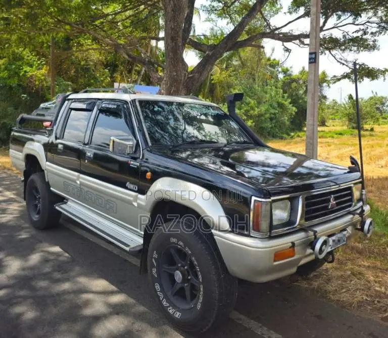 Mitsubishi L200 1992 Pickup (Used)