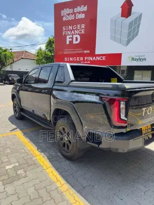 Toyota Hilux Travo Plus 2026 Pickup (Used)