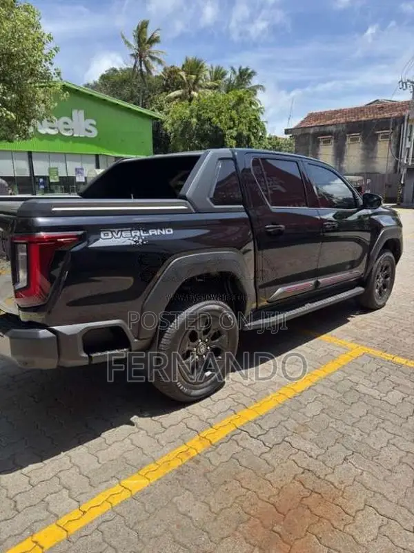 Toyota Hilux Travo Plus 2026 Pickup (Used)