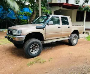 Toyota Hilux LN106R 4WD 1996 Pickup (Used)