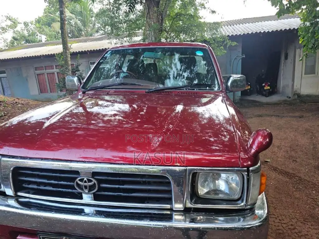 Toyota Hilux LN106 1990 Pickup (Used)