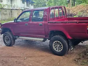 Toyota Hilux LN106 1990 Pickup (Used)
