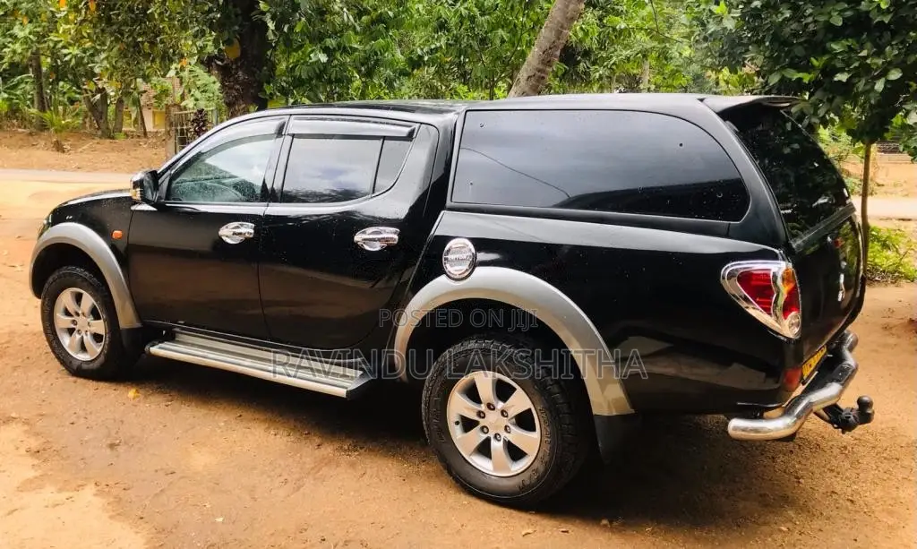 Mitsubishi Warrior 2007 Pickup (Used)