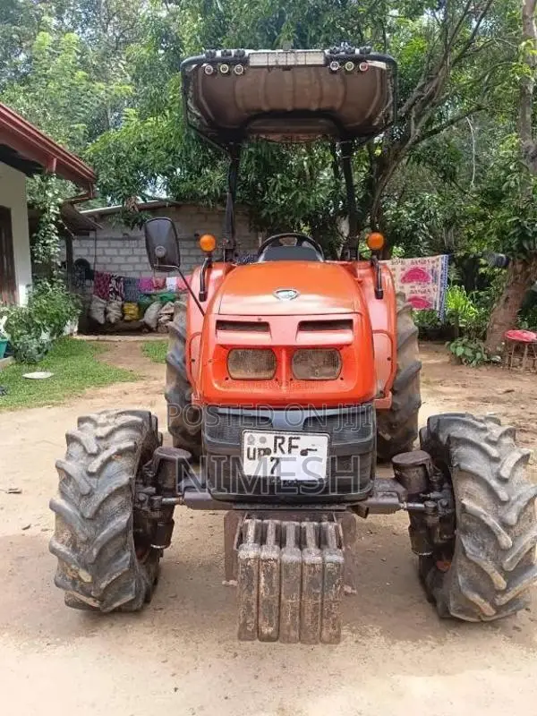 Hyundai Hyundai 2019 Tractor (Used)