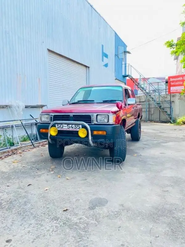 Toyota HILUX LN40 1983 Pickup (Used)