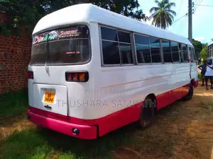 Mitsubishi Rosa 1982 Bus (Used)