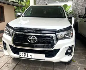Toyota Hilux Revo 2018 Pickup (Used)