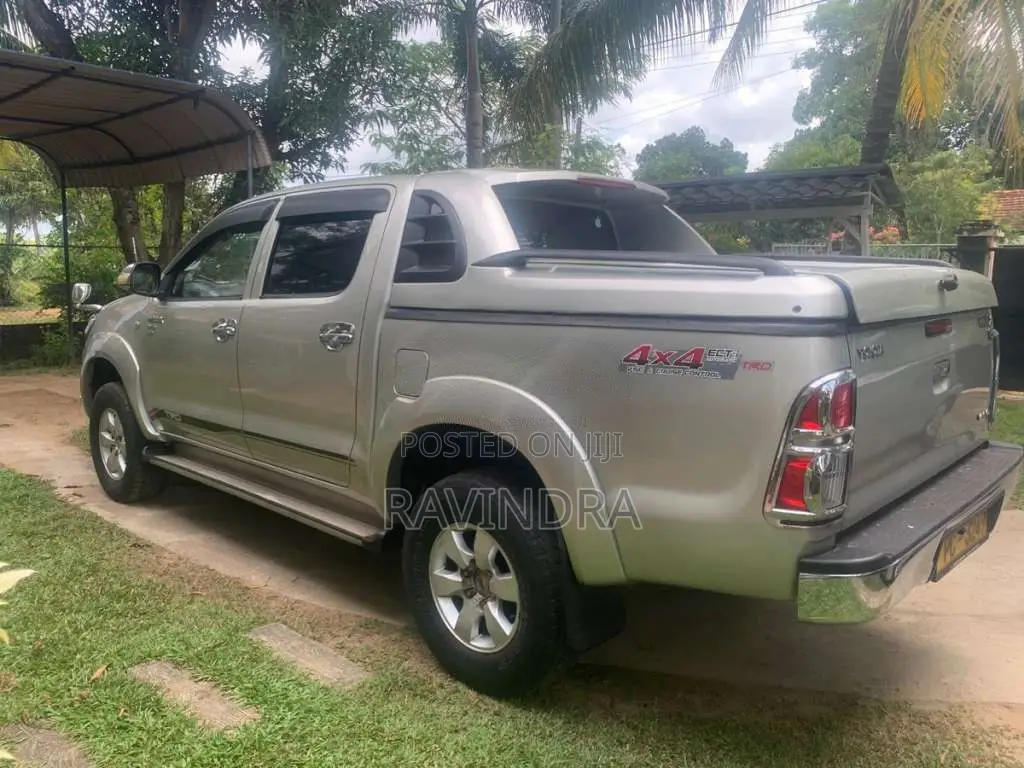 Toyota Hilux 2007 Pickup (Used)