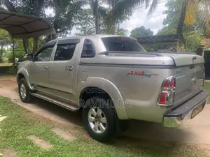Toyota Hilux 2007 Pickup (Used)