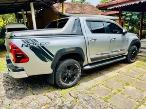 Toyota Hilux 2017 Pickup (Used)