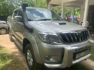 Toyota Hilux 2007 Pickup (Used)