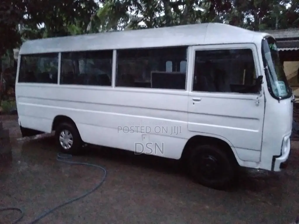 Mitsubishi Rosa 1981 Bus (Used)