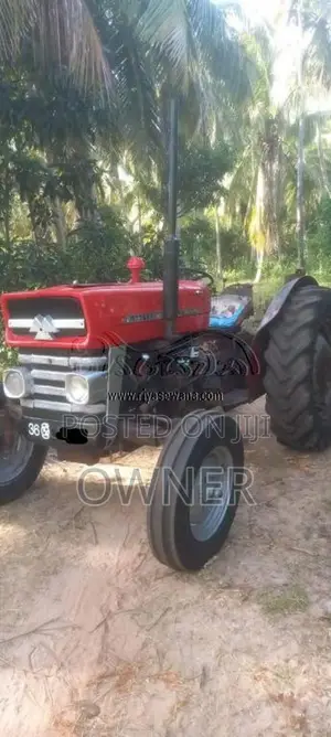 Massey-Ferguson MF135 1980 Tractor (Used)