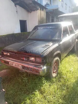 Datsun Nissan 1982 Pickup (Used)