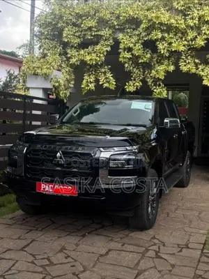 Mitsubishi L200 Triton GLS 2025 Pickup (Used)