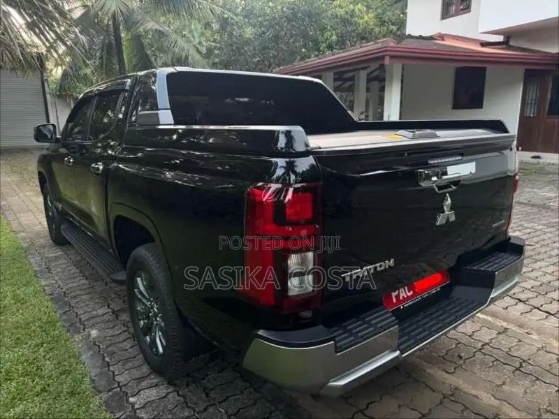 Mitsubishi L200 Triton GLS 2025 Pickup (Used)