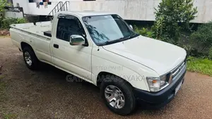 Toyota Single Cab 2002 Pickup (Used)