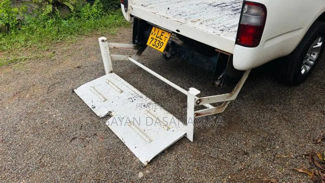 Toyota Single Cab 2002 Pickup (Used)