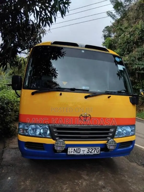 Toyota Coaster 2010 Bus (Used)