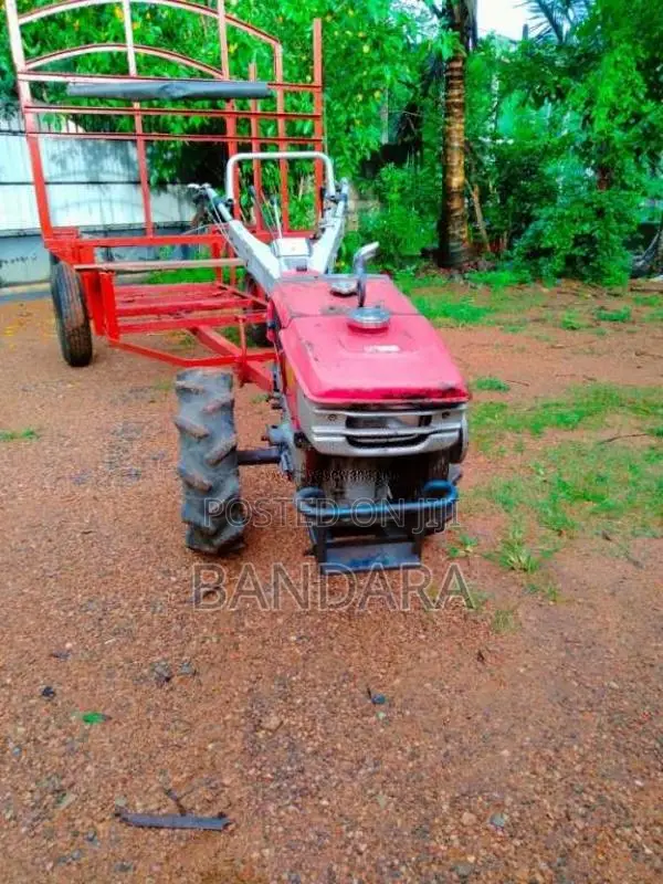 Kubota K700 2015 Tractor (Used)