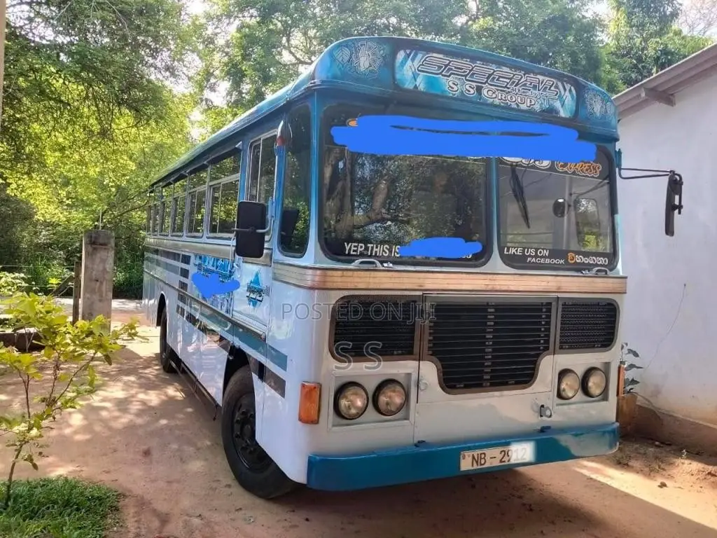 Ashok-Leyland Lynx 2012 Bus (Used)