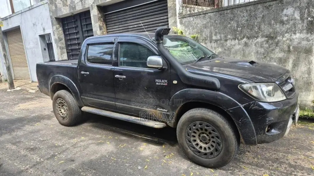 Toyota Hilux 2007 Pickup (Used)