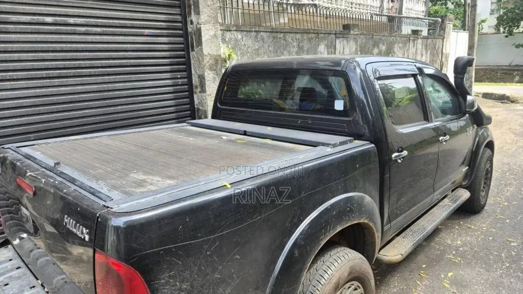 Toyota Hilux 2007 Pickup (Used)