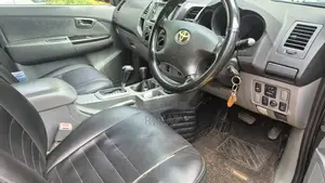 Toyota Hilux 2007 Pickup (Used)