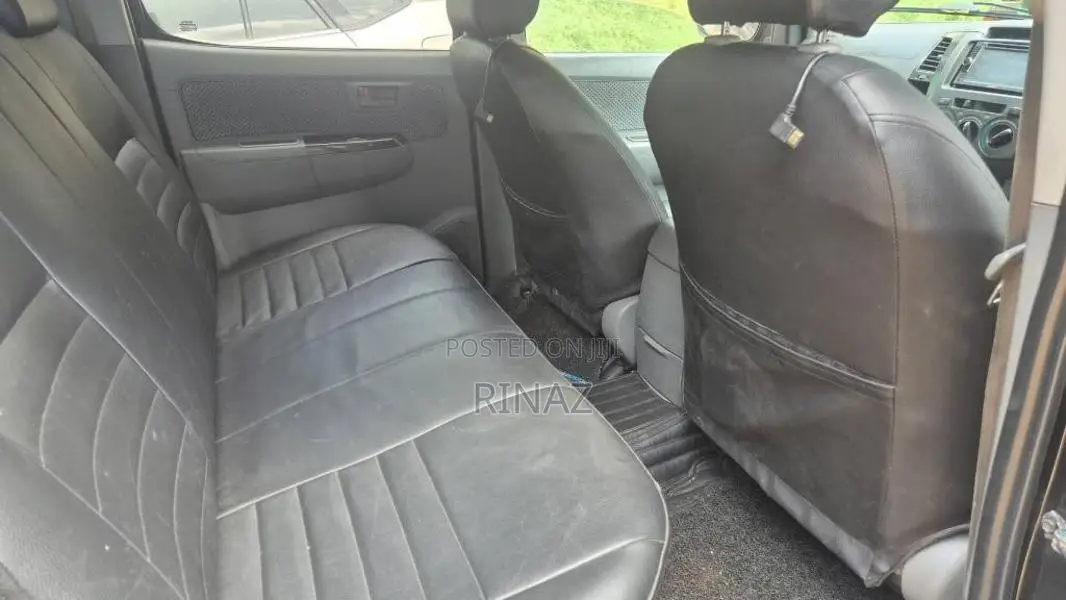 Toyota Hilux 2007 Pickup (Used)