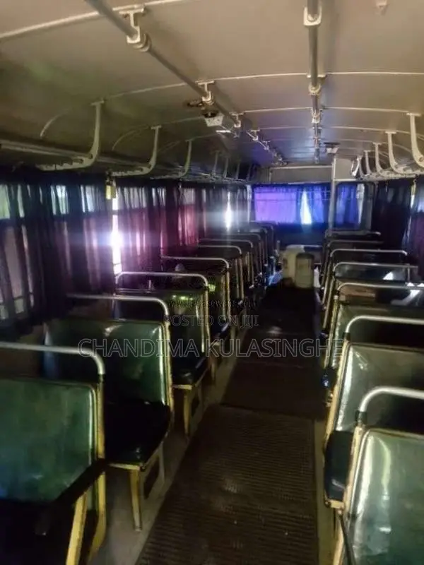 Ashok-Leyland Leyland 2004 Bus (Used)