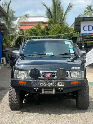 Nissan D21 1993 Pickup (Used)