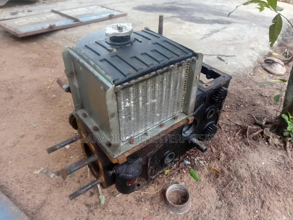 Kubota Sifang 2002 Tractor (Used)